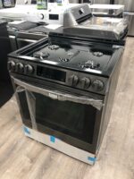 5.8 cu ft. Smart Wi-Fi Enabled Fan Convection Gas Slide-in Range with Air Fry & EasyClean - Image 3